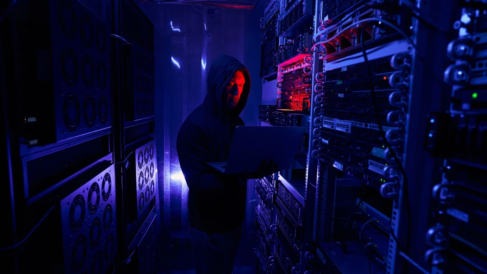 Sahte Fatura E-postaları ile XWorm RAT Dağıtımı: Kimlik Bilgileri Hırsızlığı