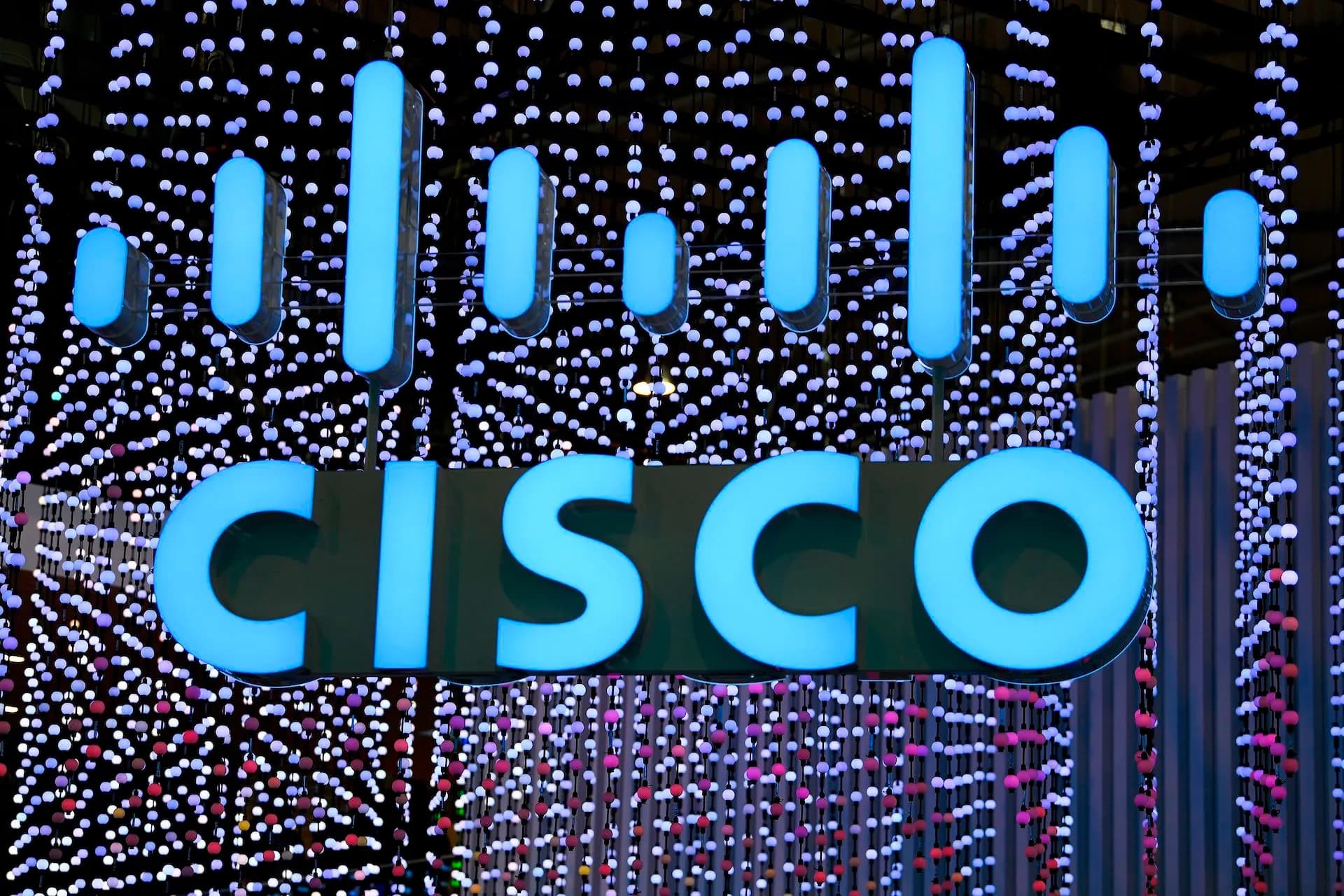 Cisco'nun Güvenlik Açığı Serisi: Saldırganlar 3 Yıldır SD-WAN Sistemlerini Hedefliyor
